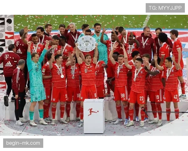 穆西亚拉表现稳健获战术激活,惊人潜力闪耀赛场 穆西亚拉表现稳健获战术激活,惊人潜力闪耀赛场