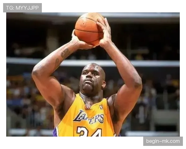 里克·巴里无球跑动撕裂防线，高效输出改变进攻节奏